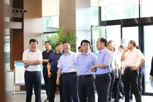 泰安市委書記到金彩山調(diào)研