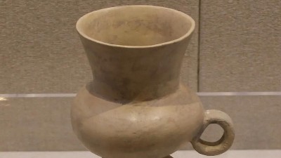 魯酒瑰寶-白陶單把杯