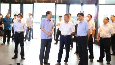 永鋼集團(tuán) 張家港市南豐鎮(zhèn) 來金彩山參觀交流