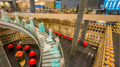 金彩山酒業(yè)為您提供了經(jīng)商的道路