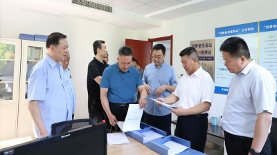 泰安市市場監管局領導到金彩山督導消費環境建設工作