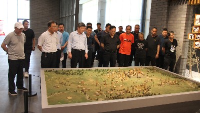 省派“加強(qiáng)農(nóng)村基層黨組織建設(shè)”工作隊(duì)培訓(xùn)班來(lái)公司調(diào)研